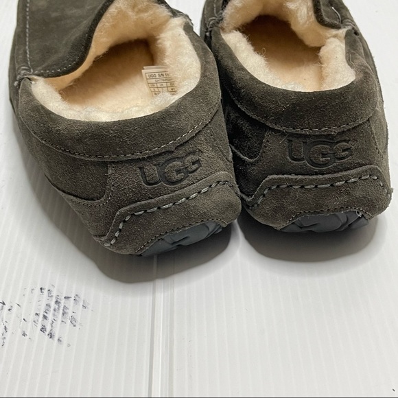 Ugg Mens Ascott Moccasin Slippers Suede GreySize 8 - Picture 4 of 16